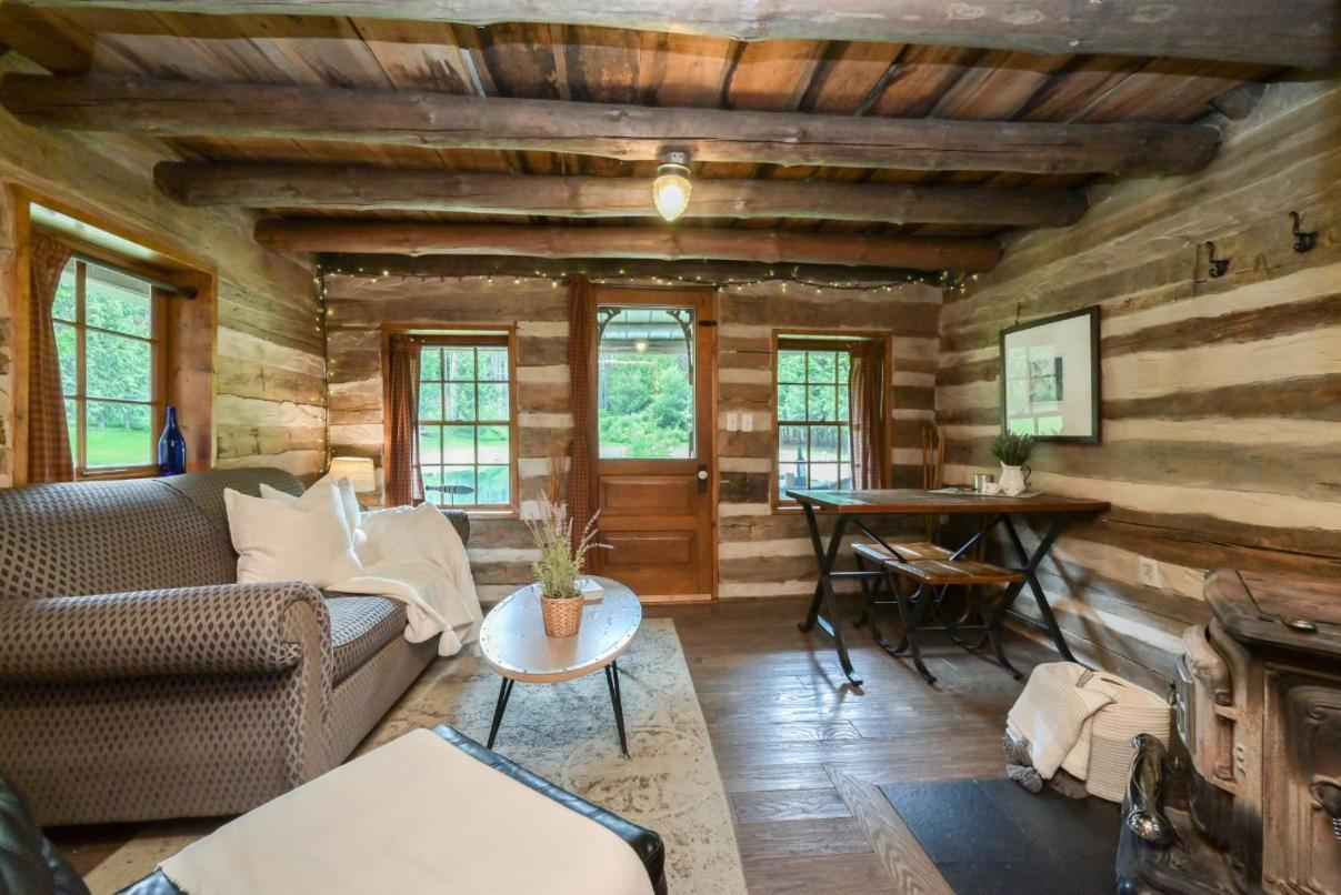 A Rustic Cabin In The Woods ออเรนจ์วิลล์ ภายนอก รูปภาพ